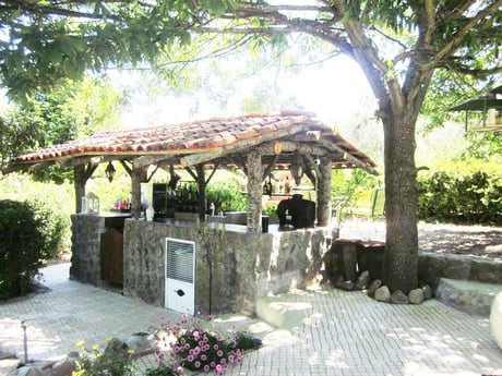 The bar offers healthy smoothies and carefully chosen wines