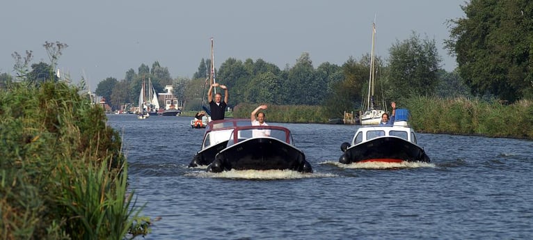 Machen Sie einen Tag auf einem Boot