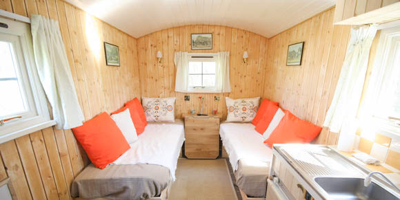 View on the single bedding  area in the hut