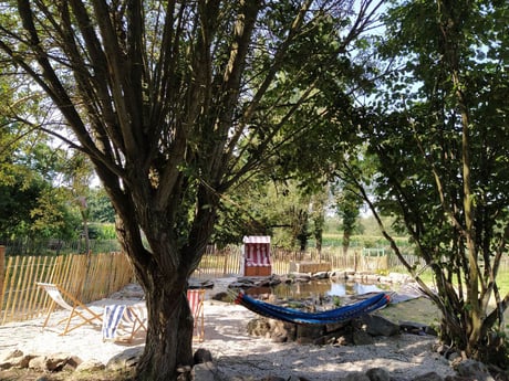 No WiFi here 🌿
Relax by the pond, lie in the hammock and enjoy a true digital detox.